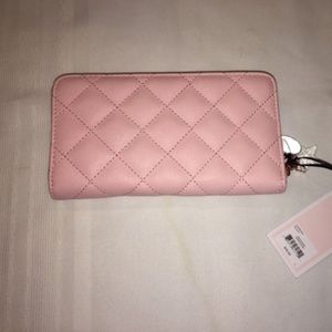 Juicy Couture Bags - Juicy Couture Pink Quilted Wallet NWT Juicy Couture Bags - Juicy Couture Pink Quilted Wallet NWT